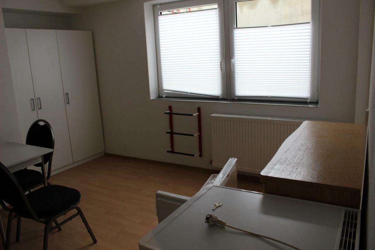 Zv-Scholtz Gaestehaus Neuoetting Simbacher Strasse 7 Екстериор снимка